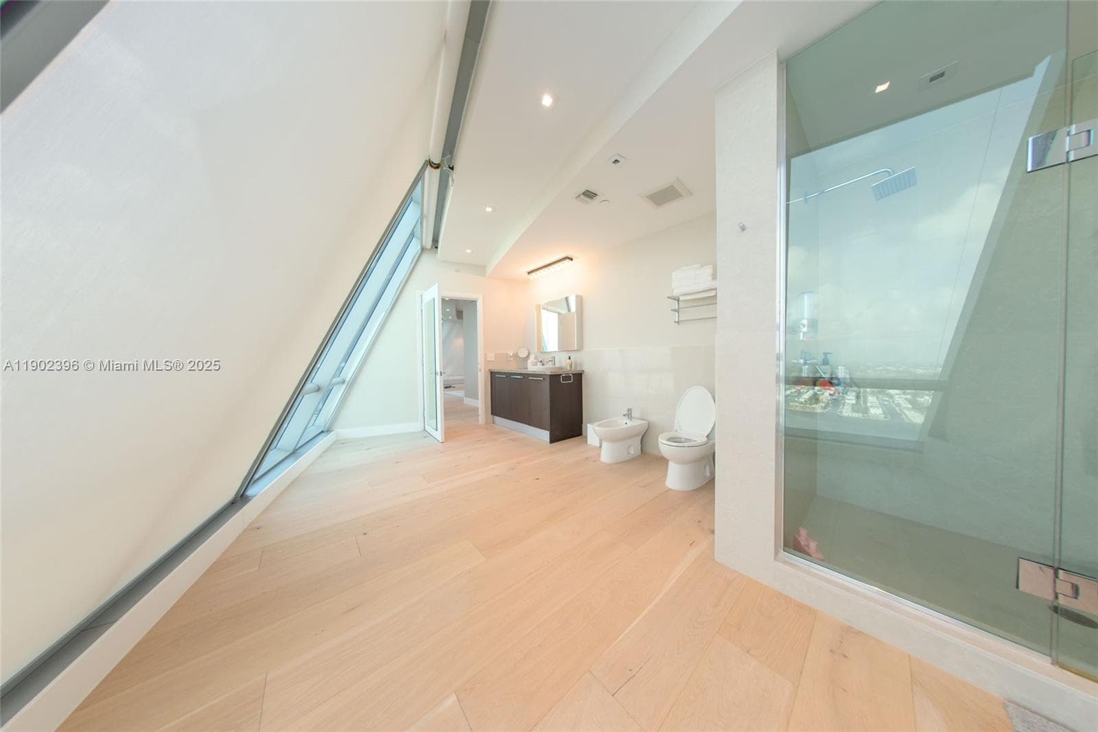 17121 Collins Ave # 4803, Sunny Isles Beach FL 33160 — 53