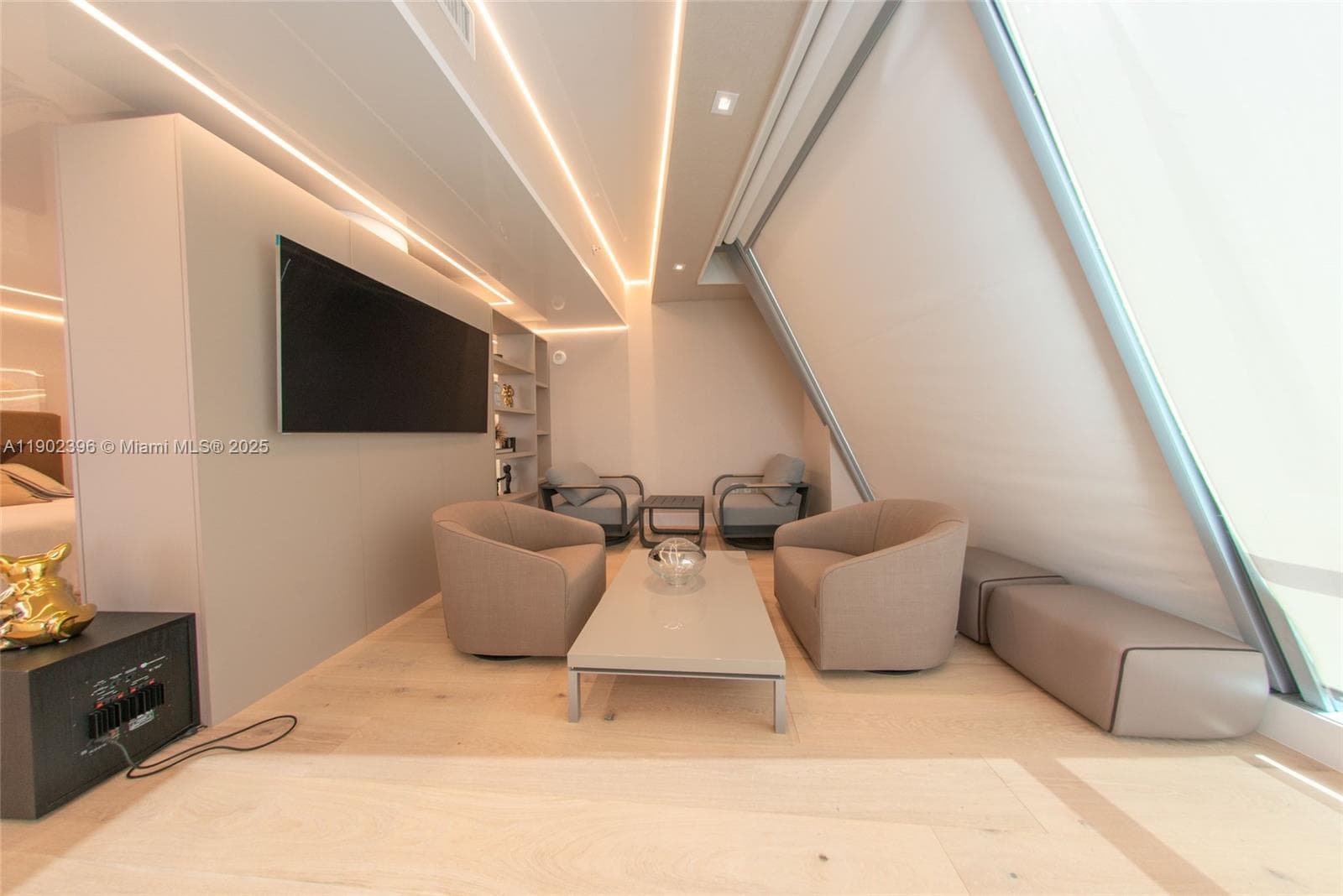 17121 Collins Ave # 4803, Sunny Isles Beach FL 33160 — 32