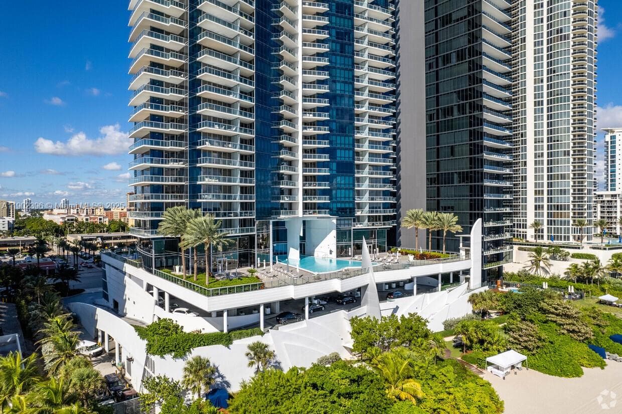 17121 Collins Ave # 4803, Sunny Isles Beach FL 33160 — 64
