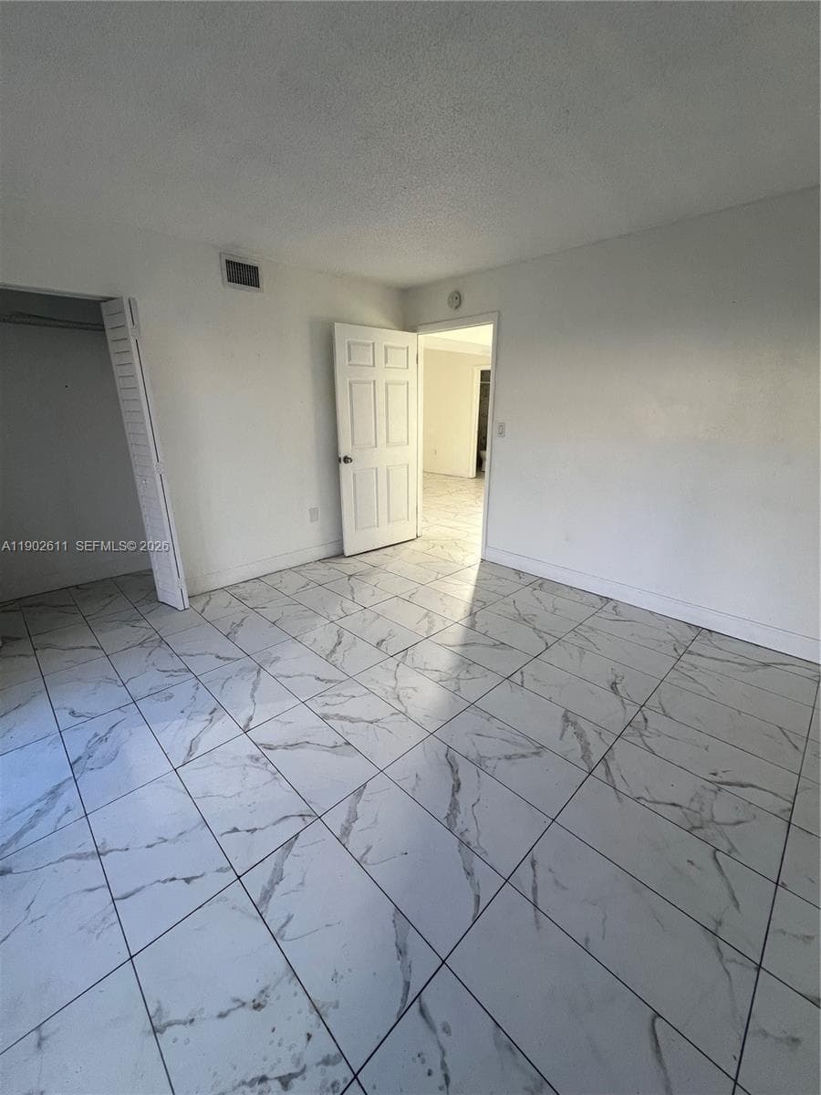 301 NW 177th St # 136, Miami Gardens FL 33169 — 2