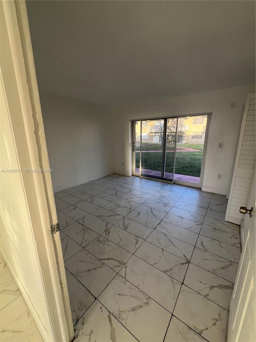 301 NW 177th St # 136, Miami Gardens FL 33169 — 3