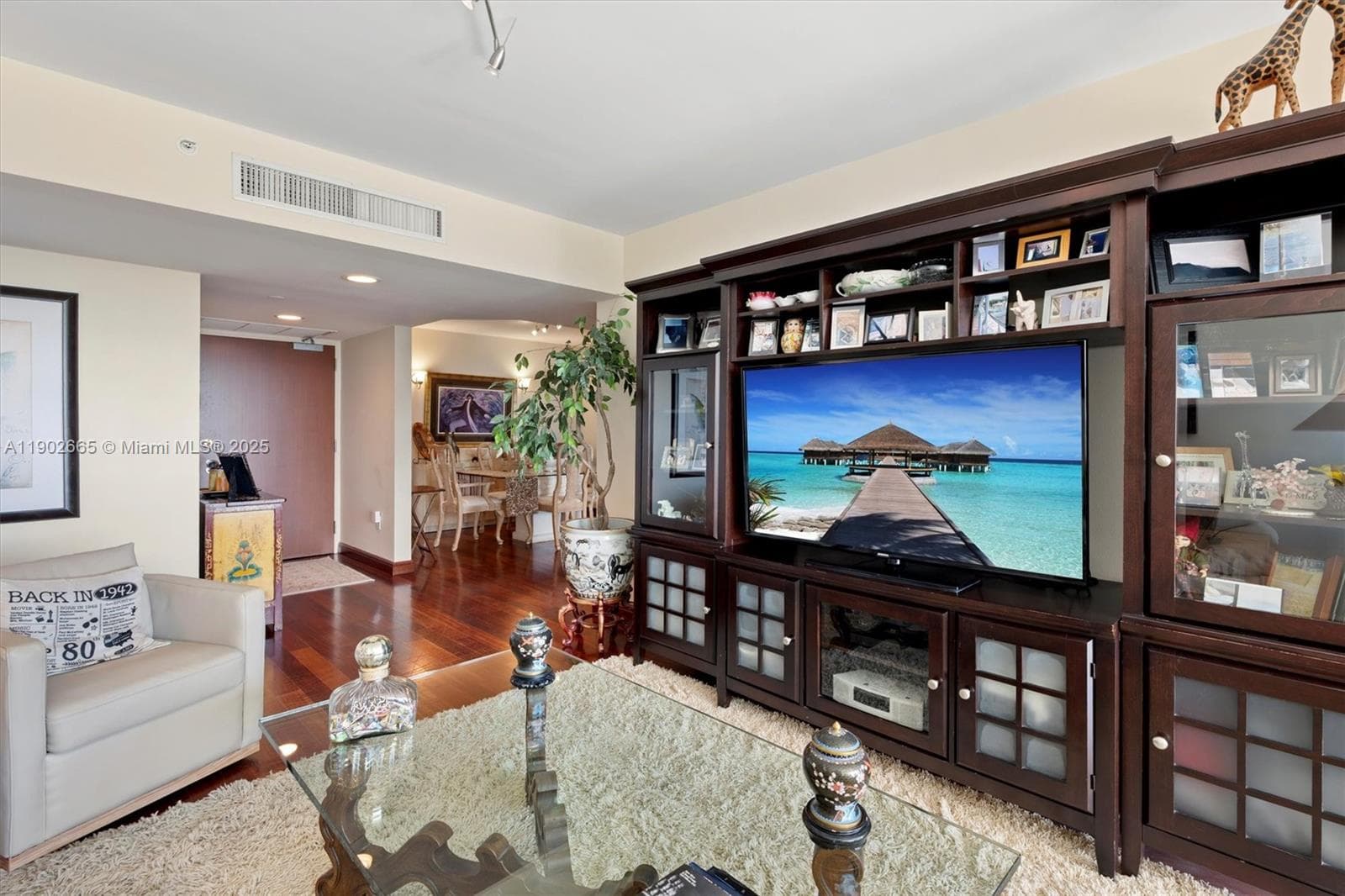 16500 COLLINS AV # 2055, Sunny Isles Beach FL 33160 — 27