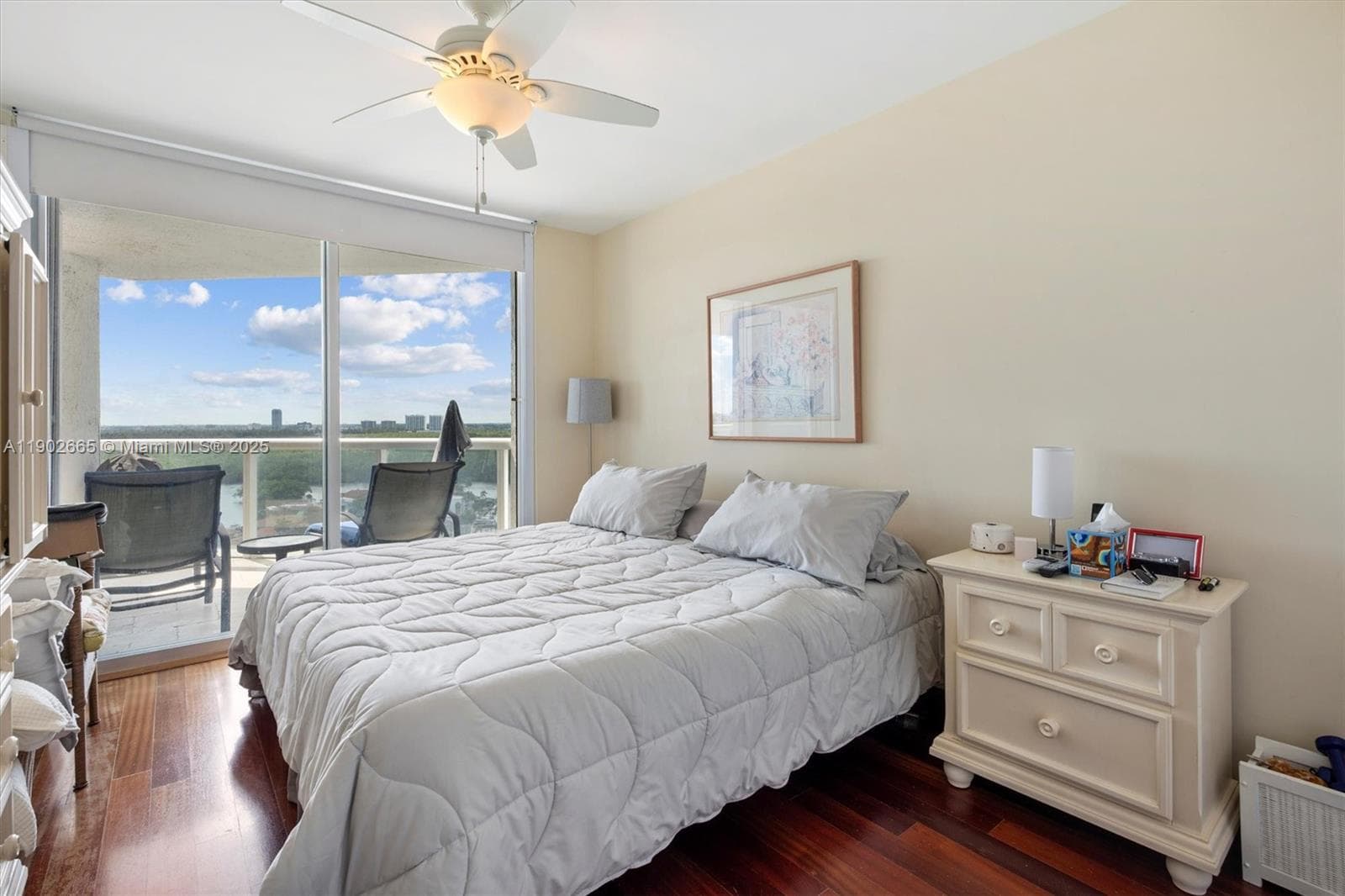 16500 COLLINS AV # 2055, Sunny Isles Beach FL 33160 — 32