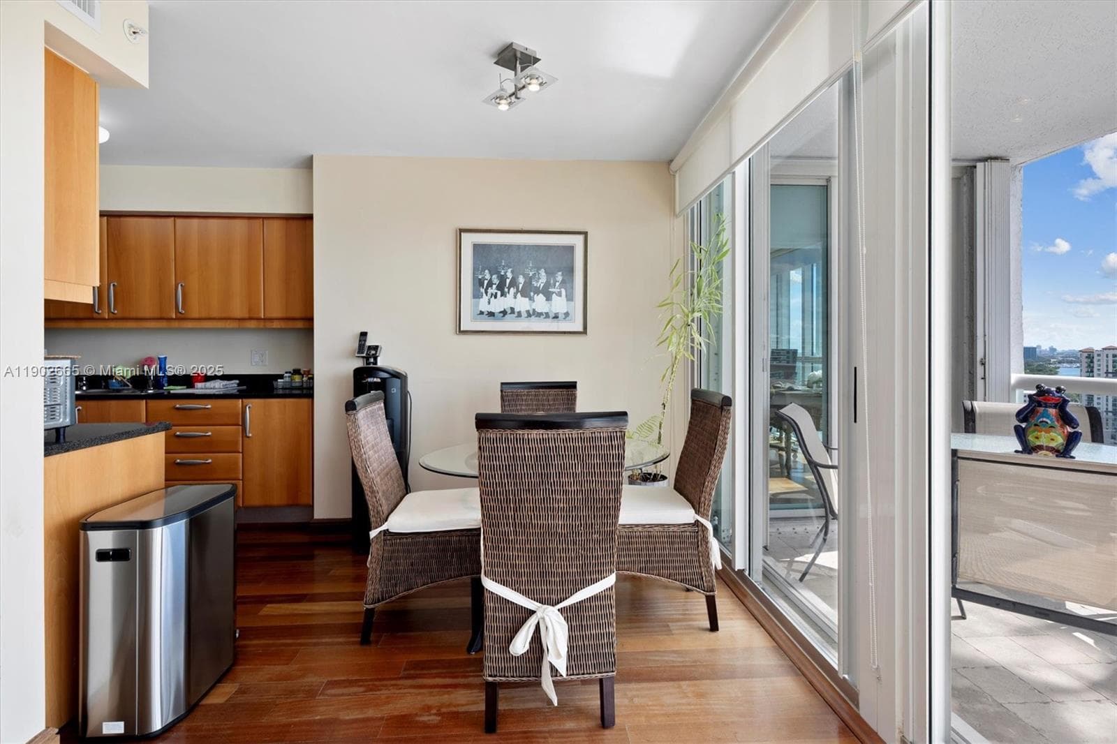 16500 COLLINS AV # 2055, Sunny Isles Beach FL 33160 — 25
