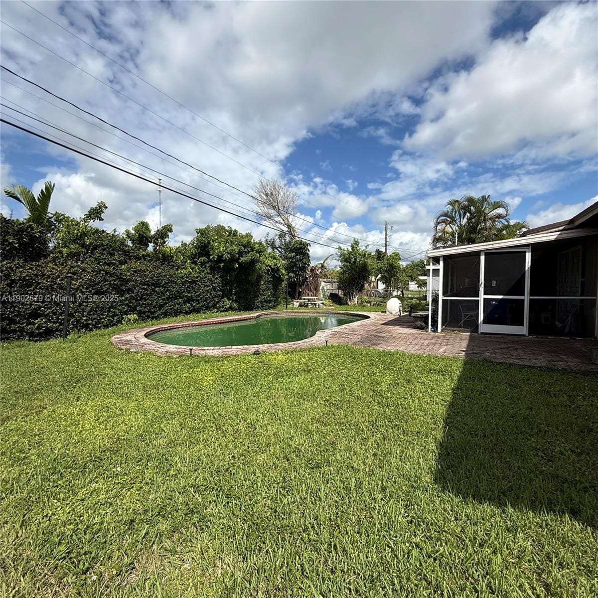 20730 NE Miami Ct, Miami Gardens FL 33179 — 13