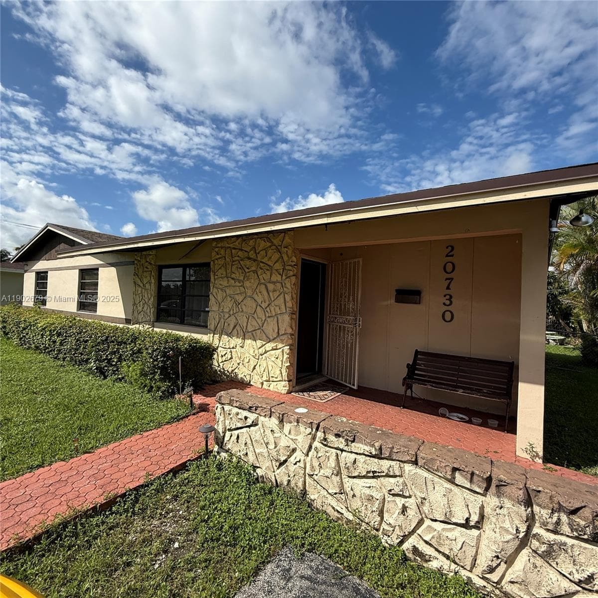 20730 NE Miami Ct, Miami Gardens FL 33179 — 15