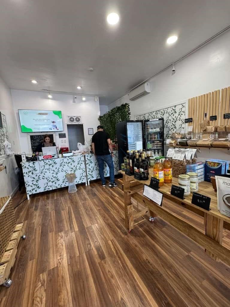 North Bay Village, Miami Beach FL 33141 — 9