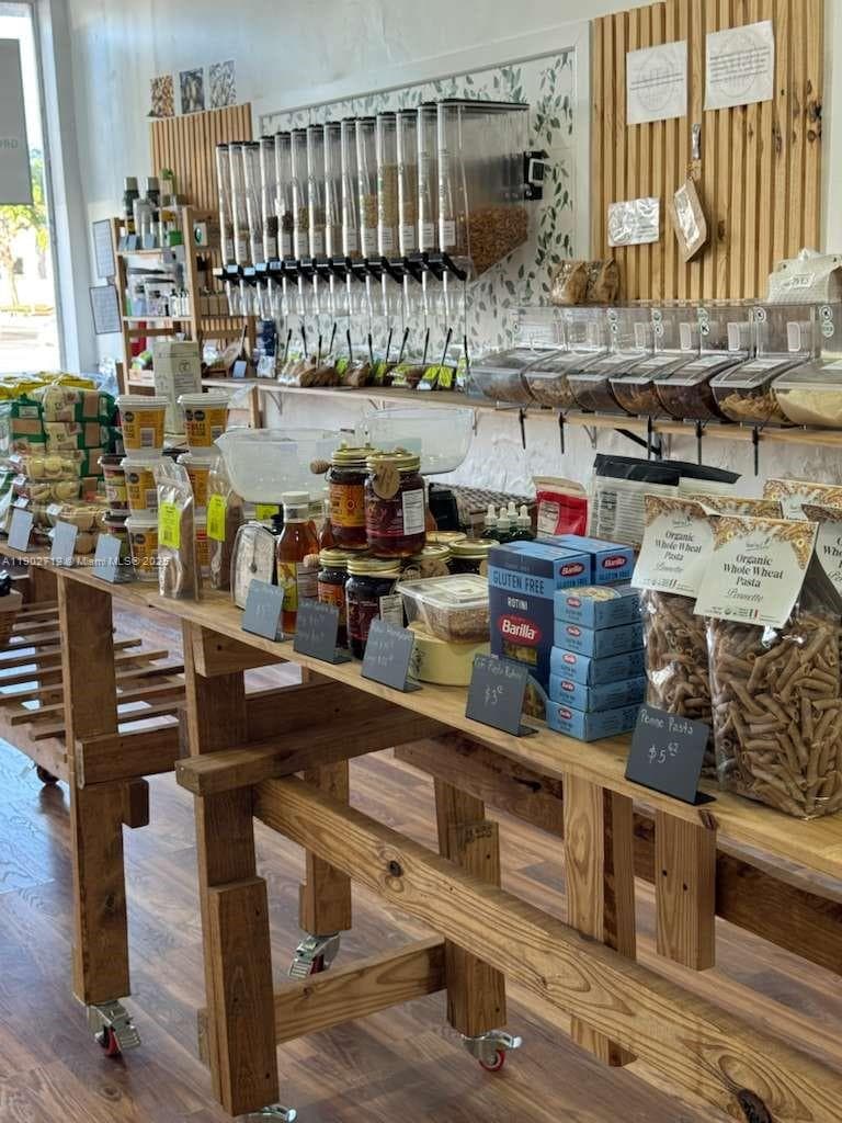 North Bay Village, Miami Beach FL 33141 — 39