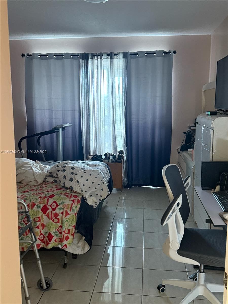 18555 NE 14th Ave # 715, Miami FL 33179 — 8