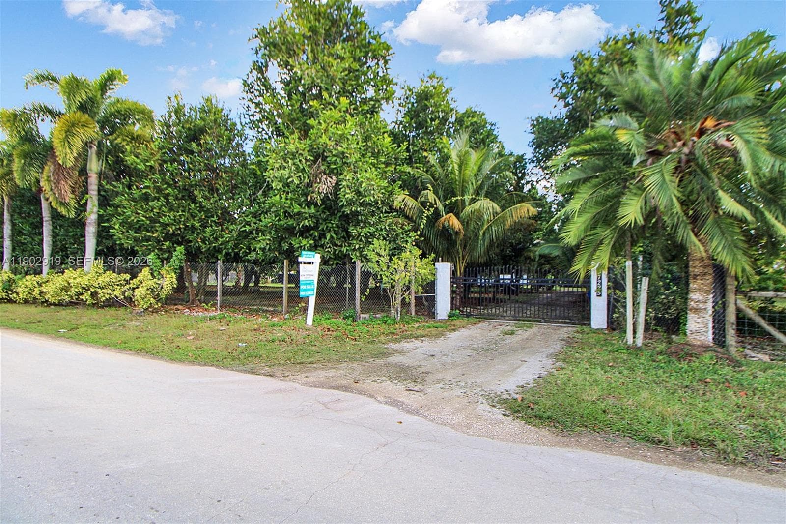 37225 SW 214th Ave, Homestead FL 33034 — 7