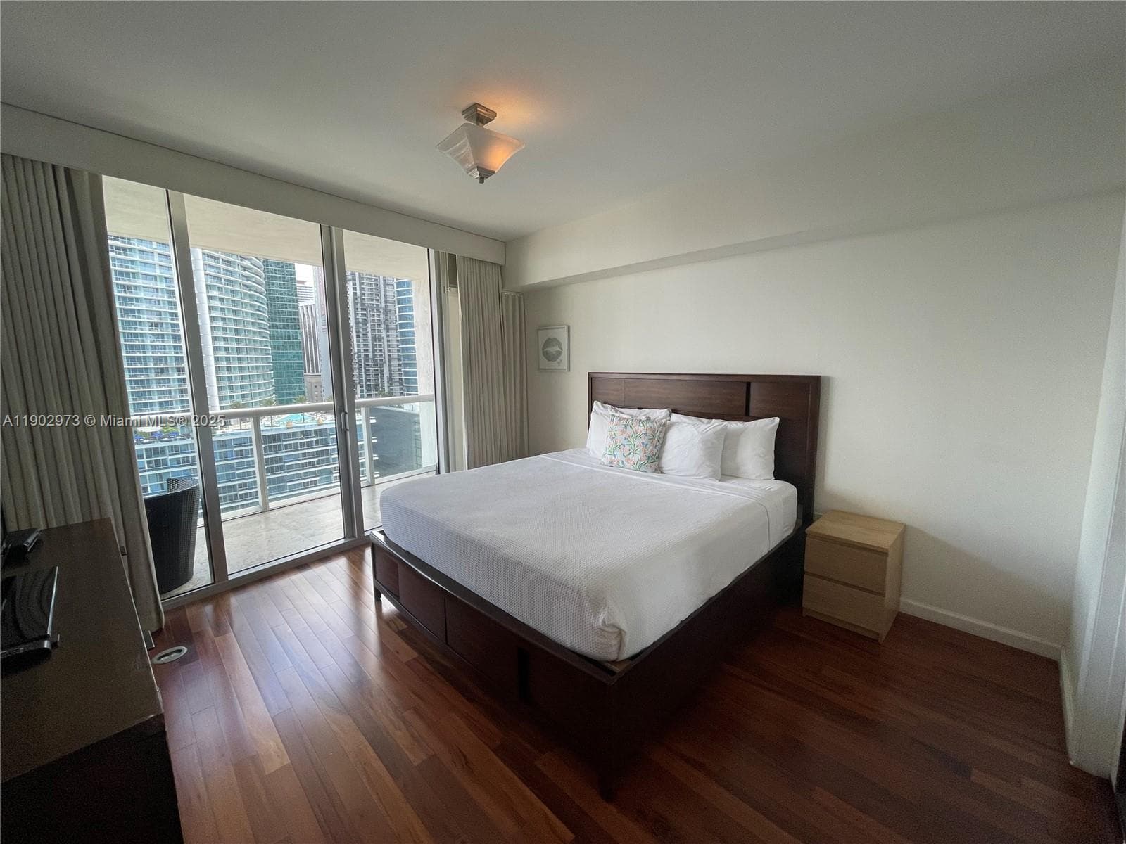 Icon Brickell Condo No 3, Miami, FL — 10