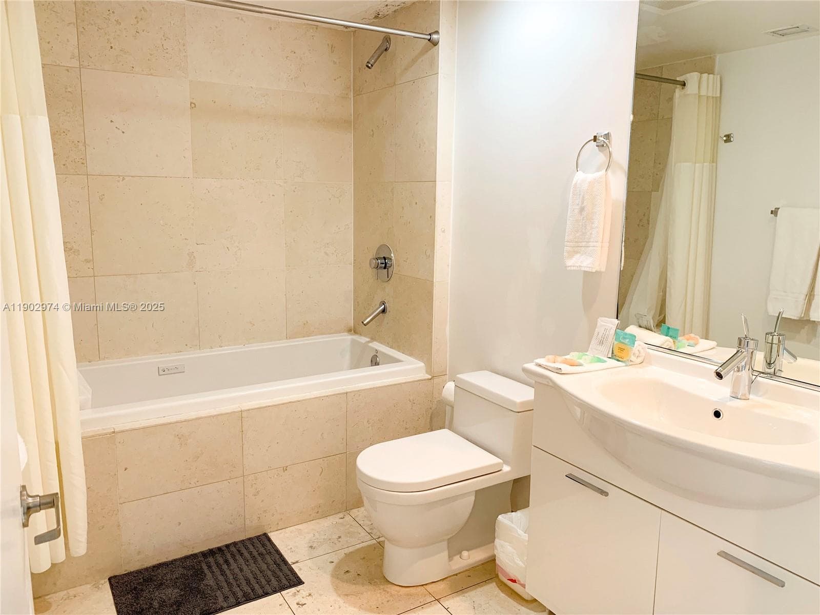 Icon Brickell Condo No 3, Miami, FL — 8