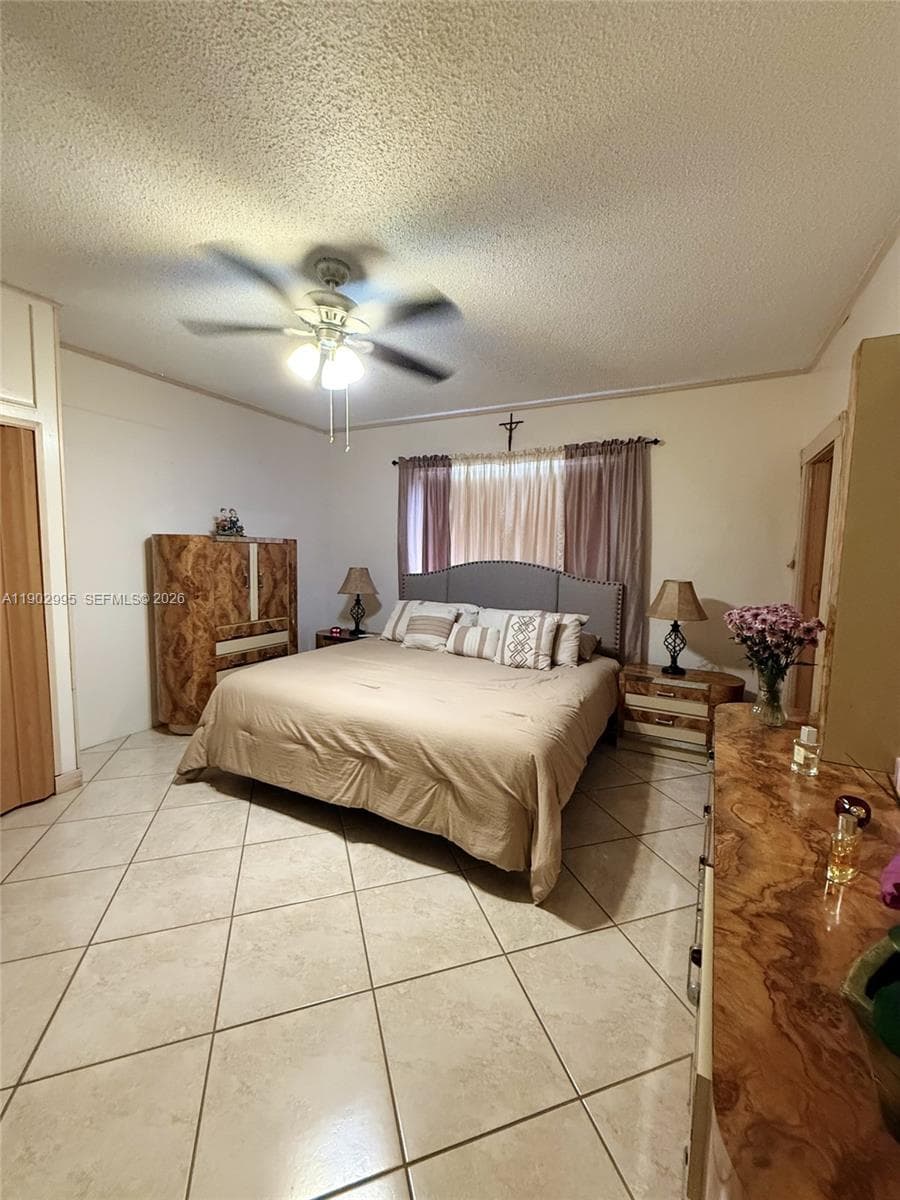 1835 SW 10th St, Miami FL 33135 — 13