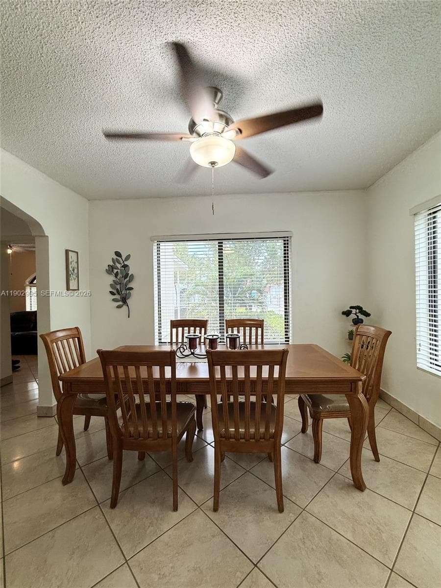 1835 SW 10th St, Miami FL 33135 — 26