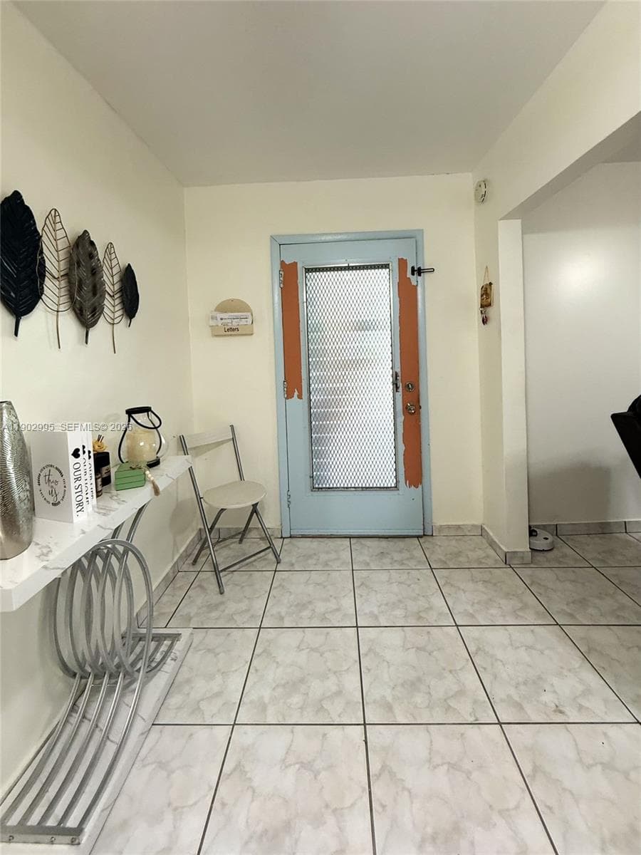 1835 SW 10th St, Miami FL 33135 — 34