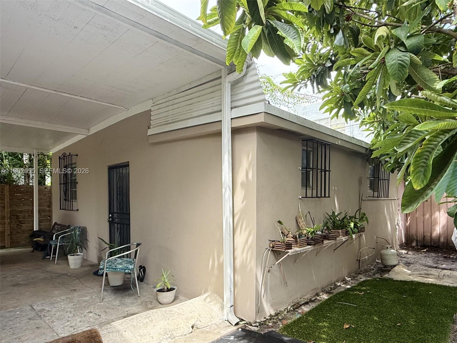 1835 SW 10th St, Miami FL 33135 — 33