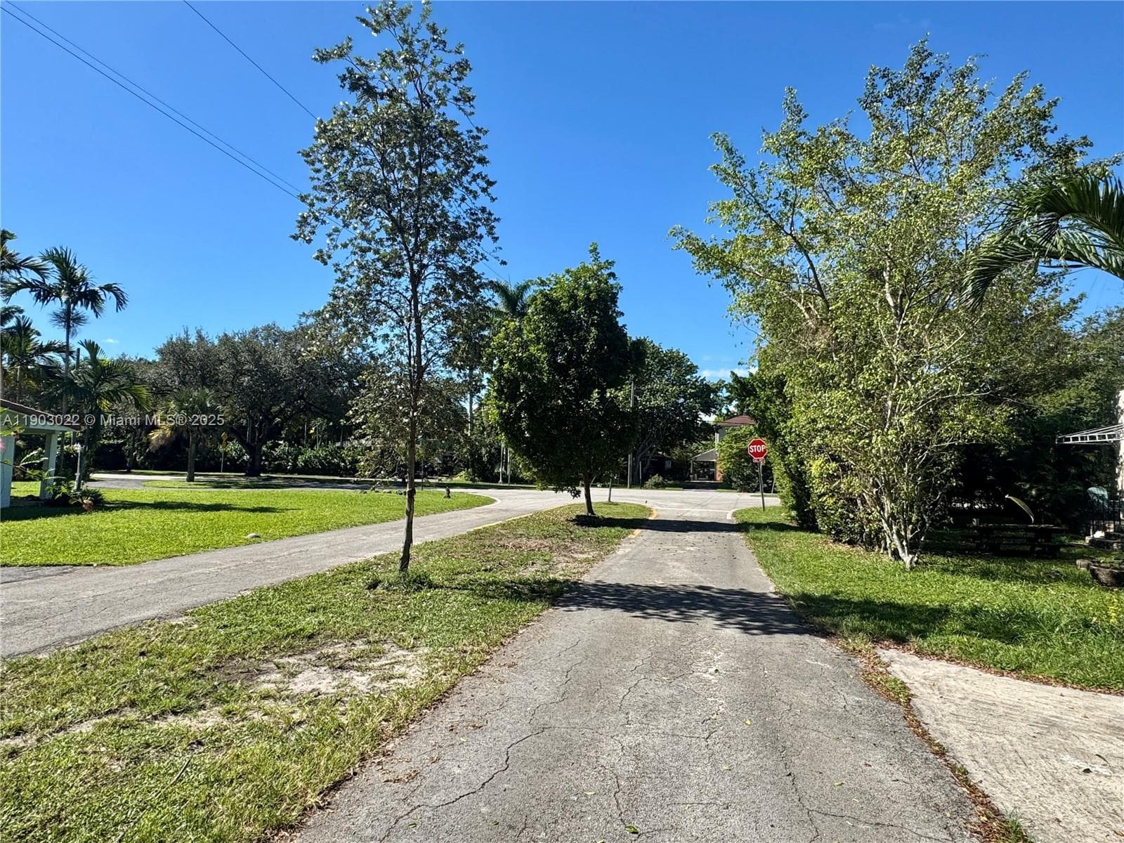 519 NE 118th St, Biscayne Park FL 33161 — 5