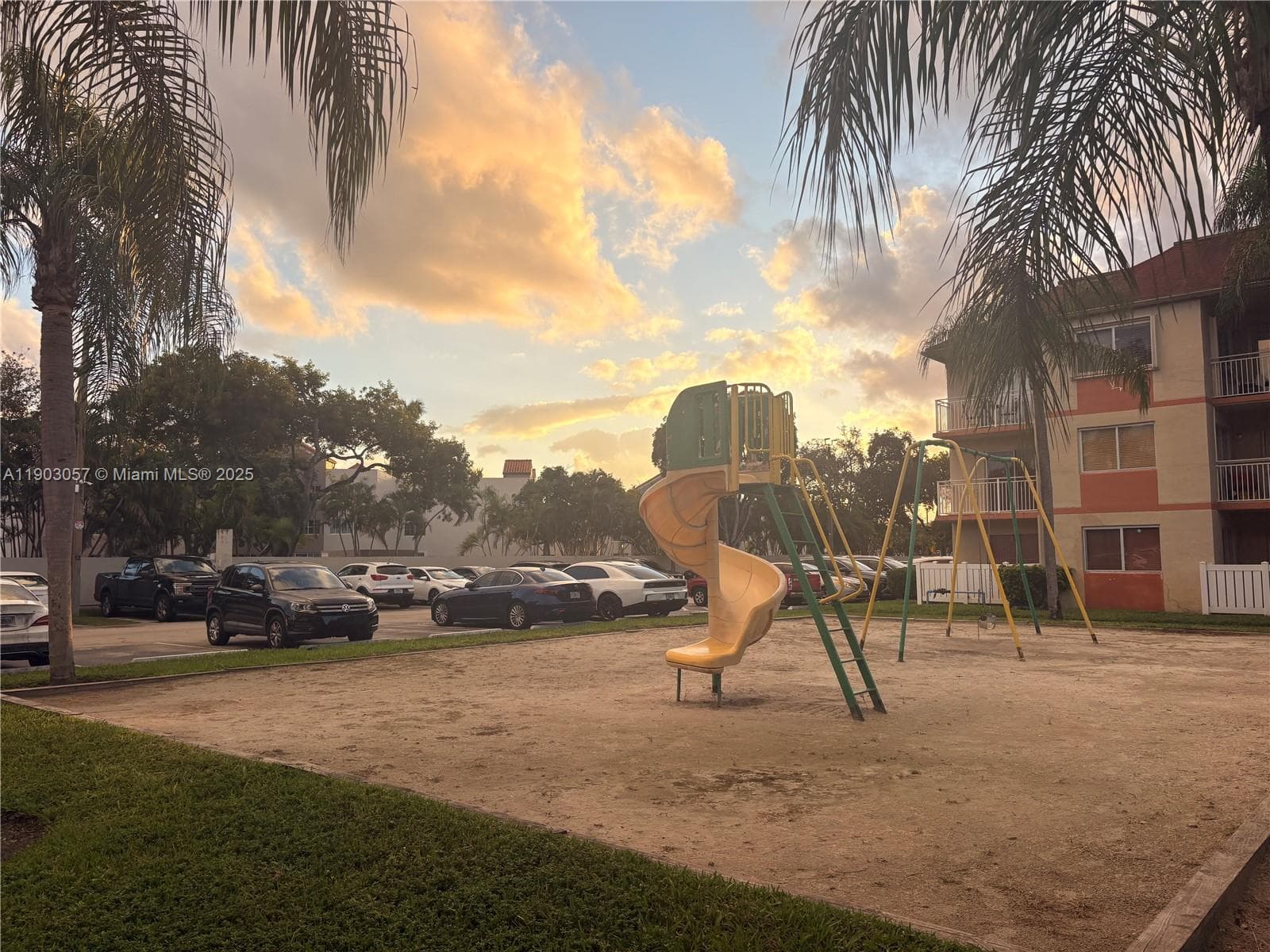18850 NW 57th Ave # 306, Hialeah FL 33015 — 15