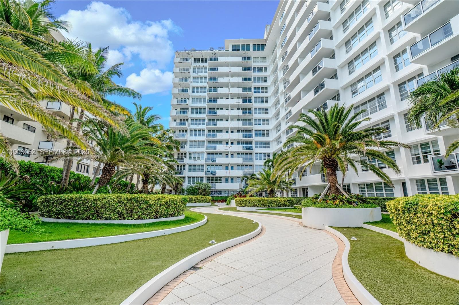 100 Lincoln Rd # 323, Miami Beach FL 33139 — 36