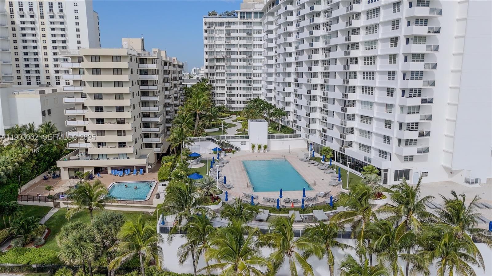 100 Lincoln Rd # 323, Miami Beach FL 33139 — 51