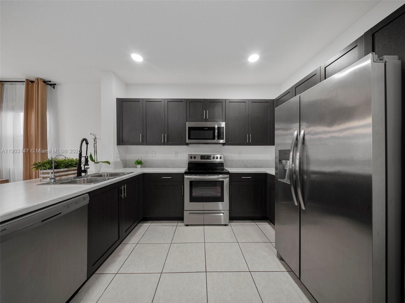1411 SE 26th Rd # 1411, Homestead FL 33035 — 26