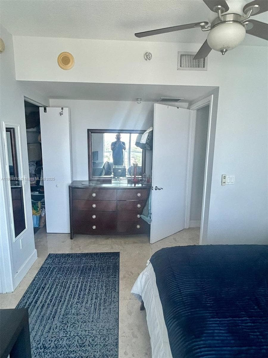 185 SW 7 ST # 1802, Miami FL 33130 — 22