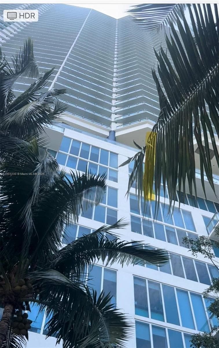 185 SW 7 ST # 1802, Miami FL 33130 — 1