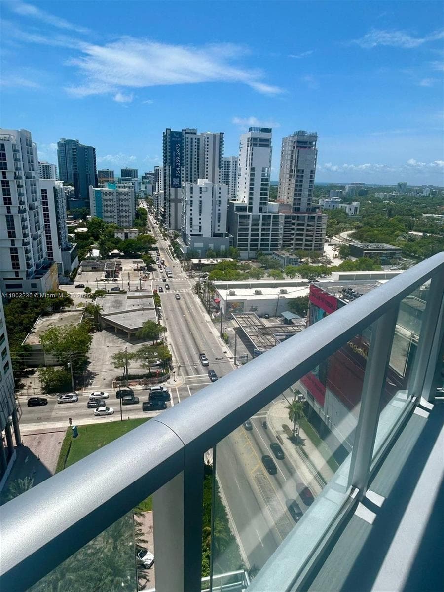 185 SW 7 ST # 1802, Miami FL 33130 — 28