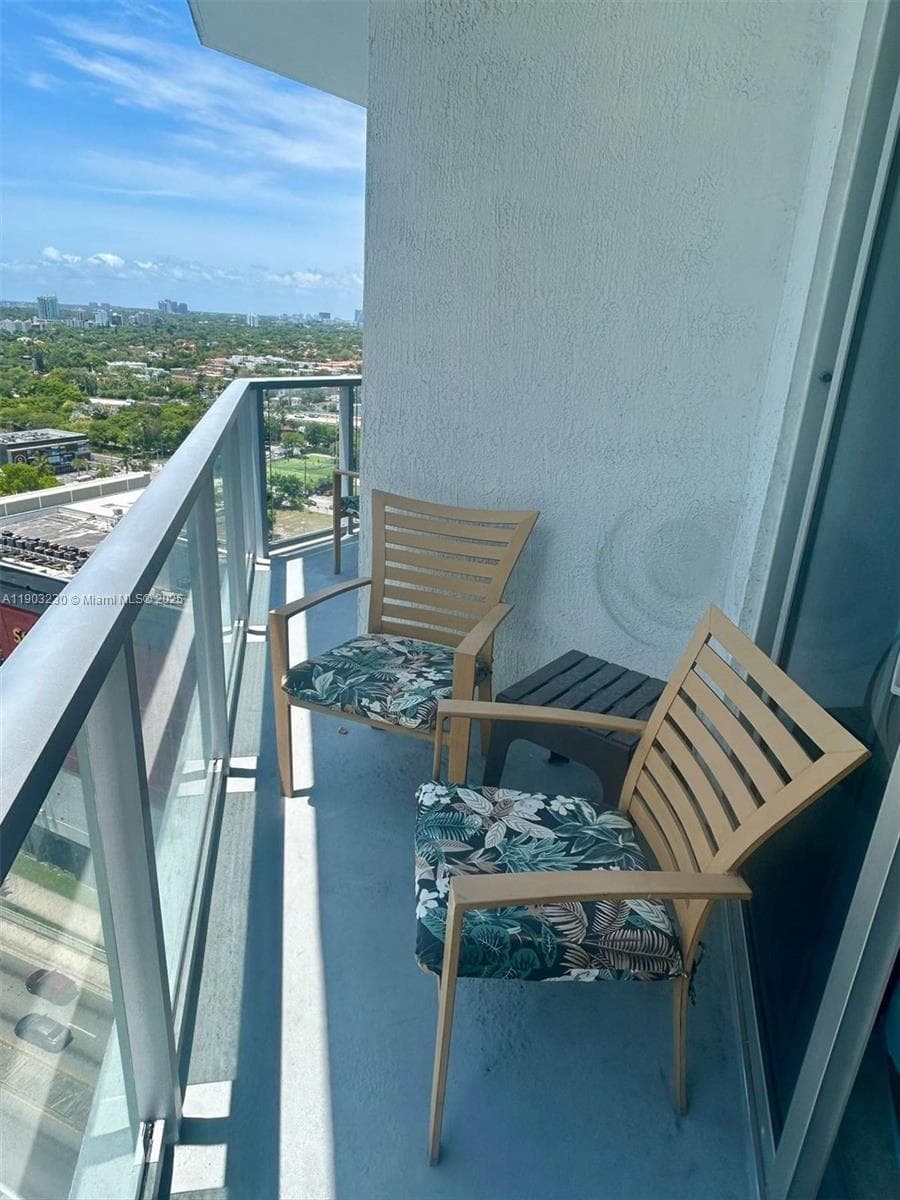 185 SW 7 ST # 1802, Miami FL 33130 — 20
