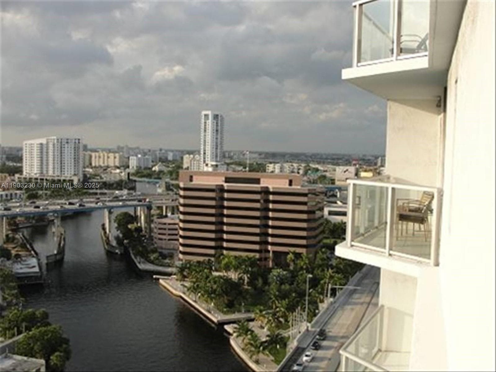185 SW 7 ST # 1802, Miami FL 33130 — 11