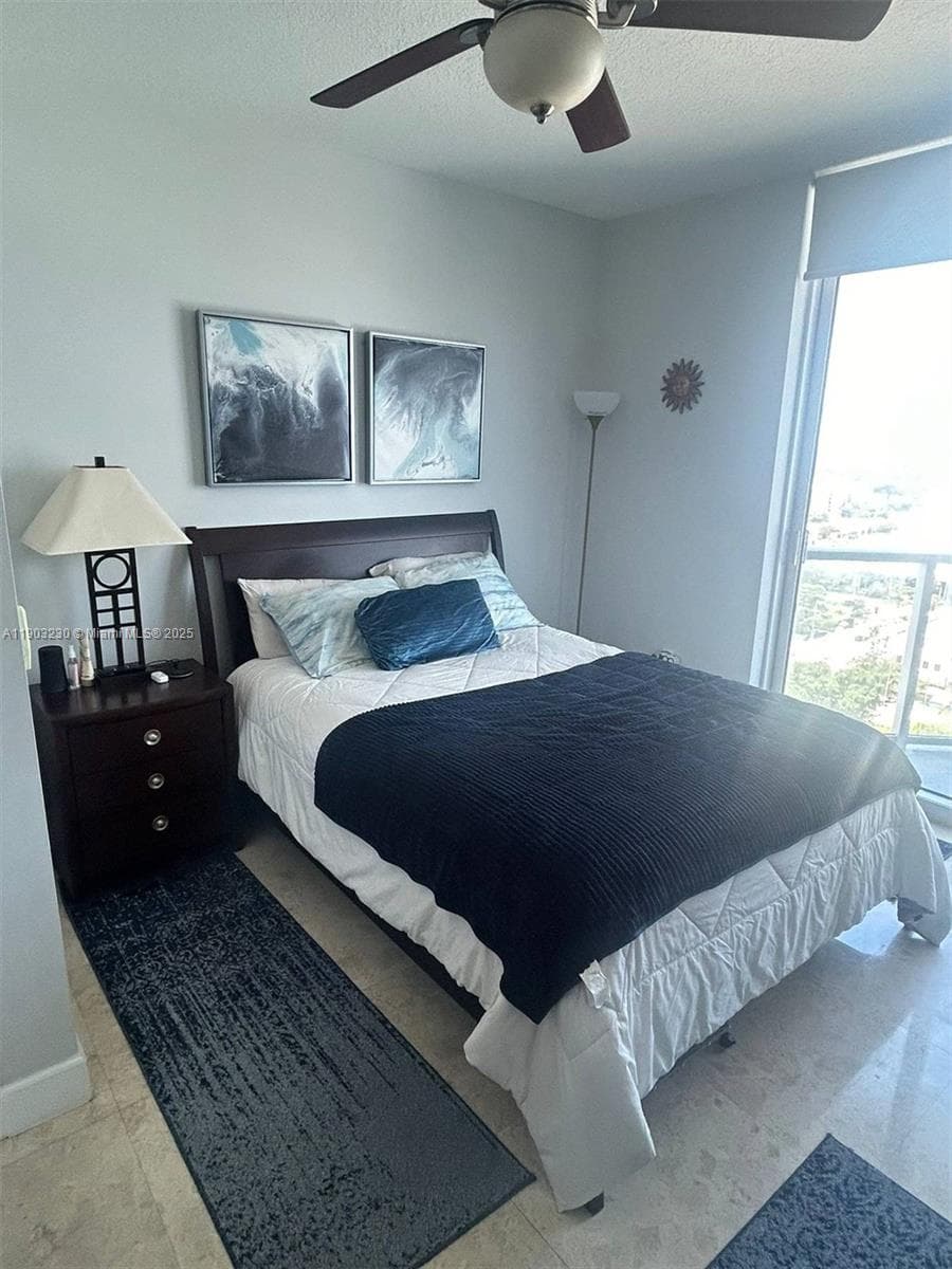 185 SW 7 ST # 1802, Miami FL 33130 — 21