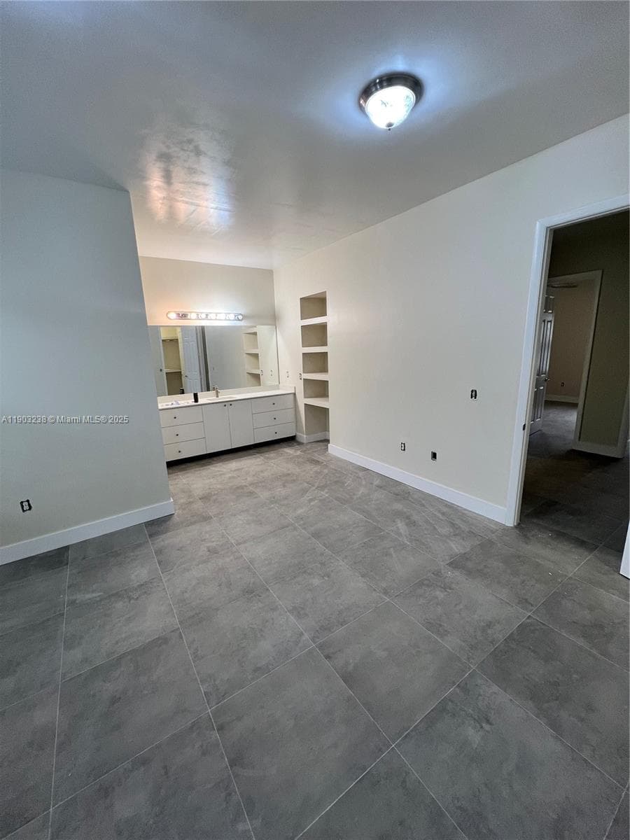 10274 SW 180th St # 1, Miami FL 33157 — 10