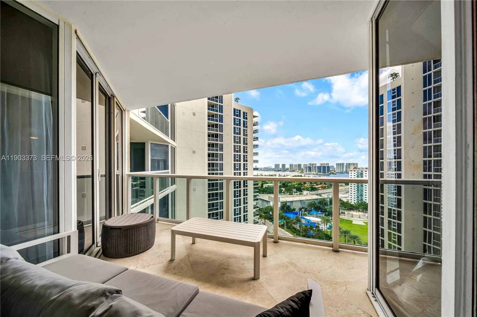 19333 Collins Ave # 1903, Sunny Isles Beach FL 33160 — 21