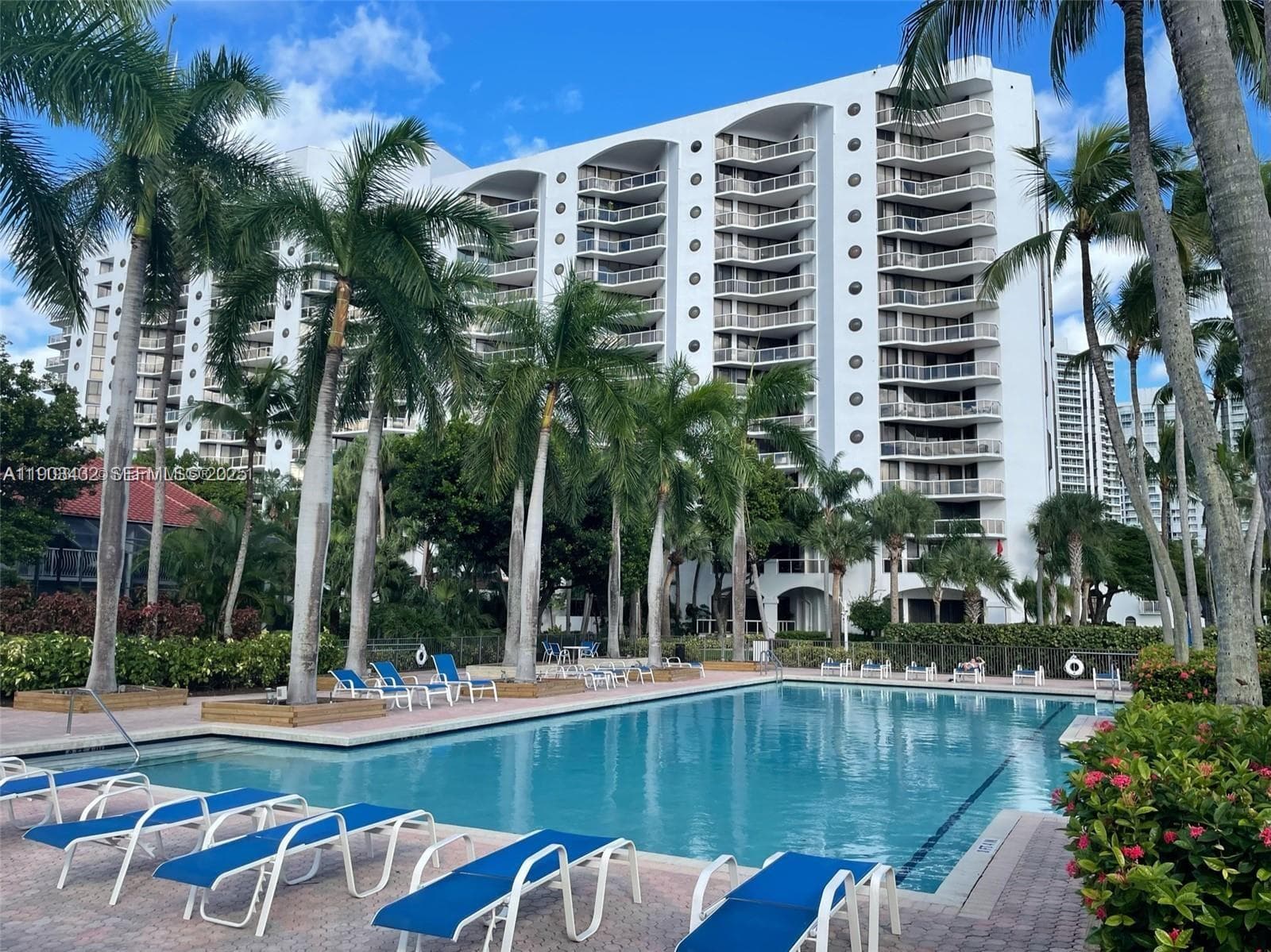 3610 Yacht Club Dr, Aventura FL 33180 — 22