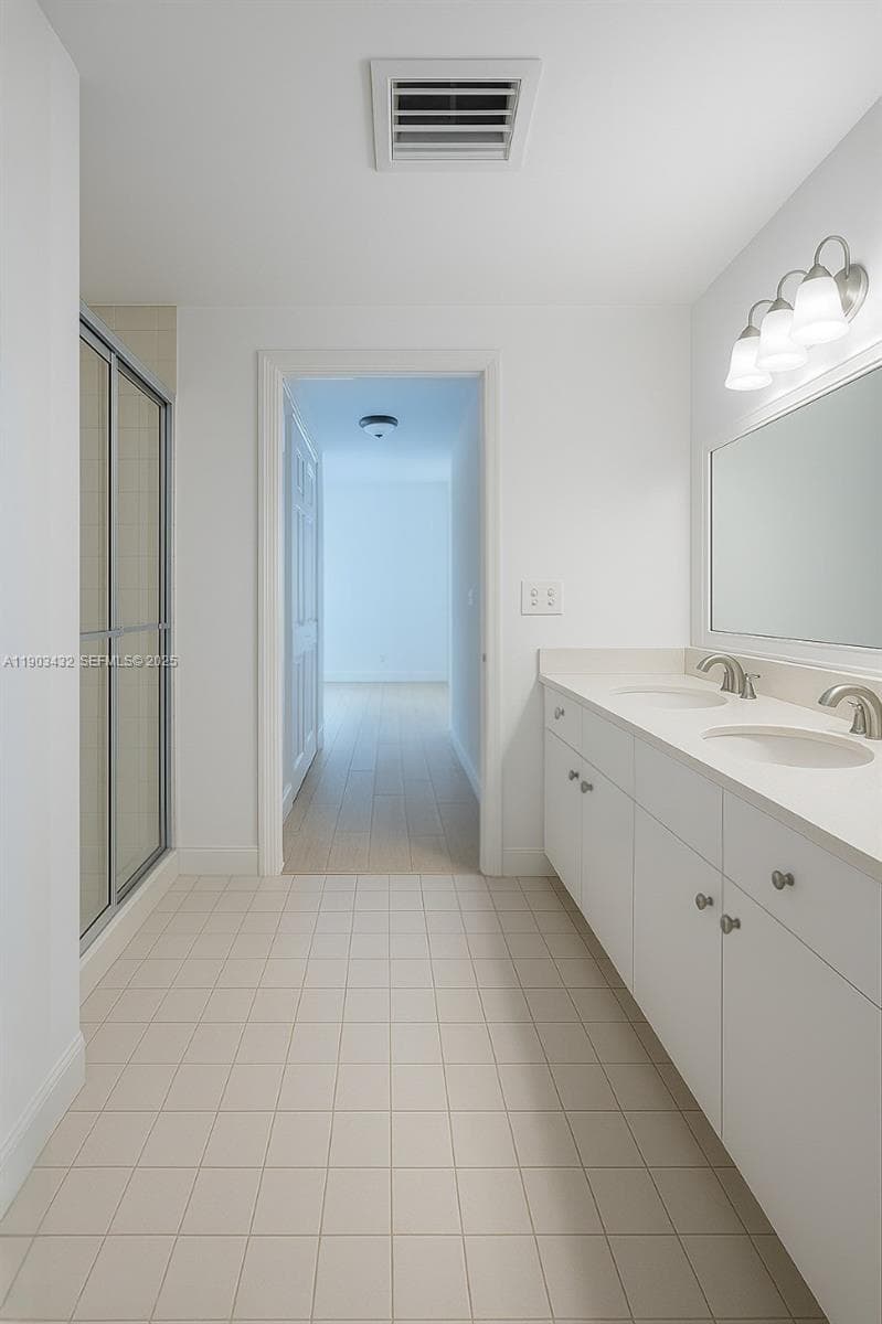 3610 Yacht Club Dr, Aventura FL 33180 — 35