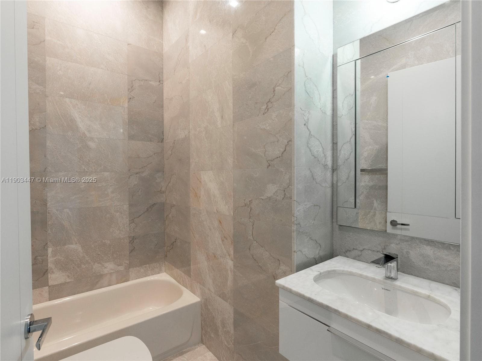18501 Collins Av # 1501, Sunny Isles Beach FL 33160 — 16