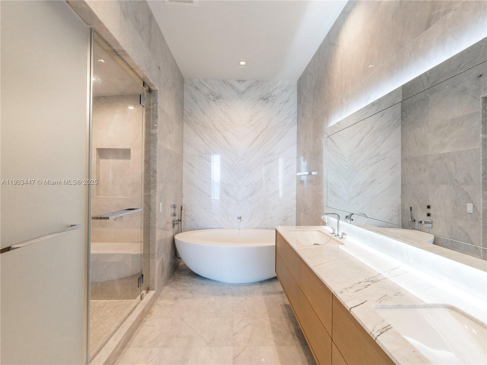 18501 Collins Av # 1501, Sunny Isles Beach FL 33160 — 12
