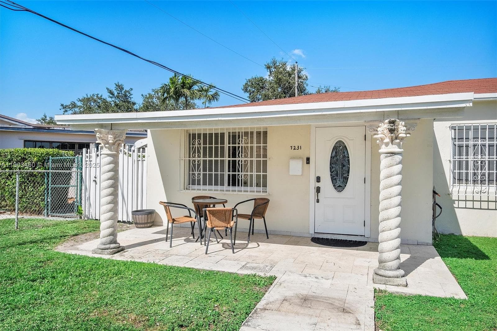 7231 SW 6th St, Miami FL 33144 — 2