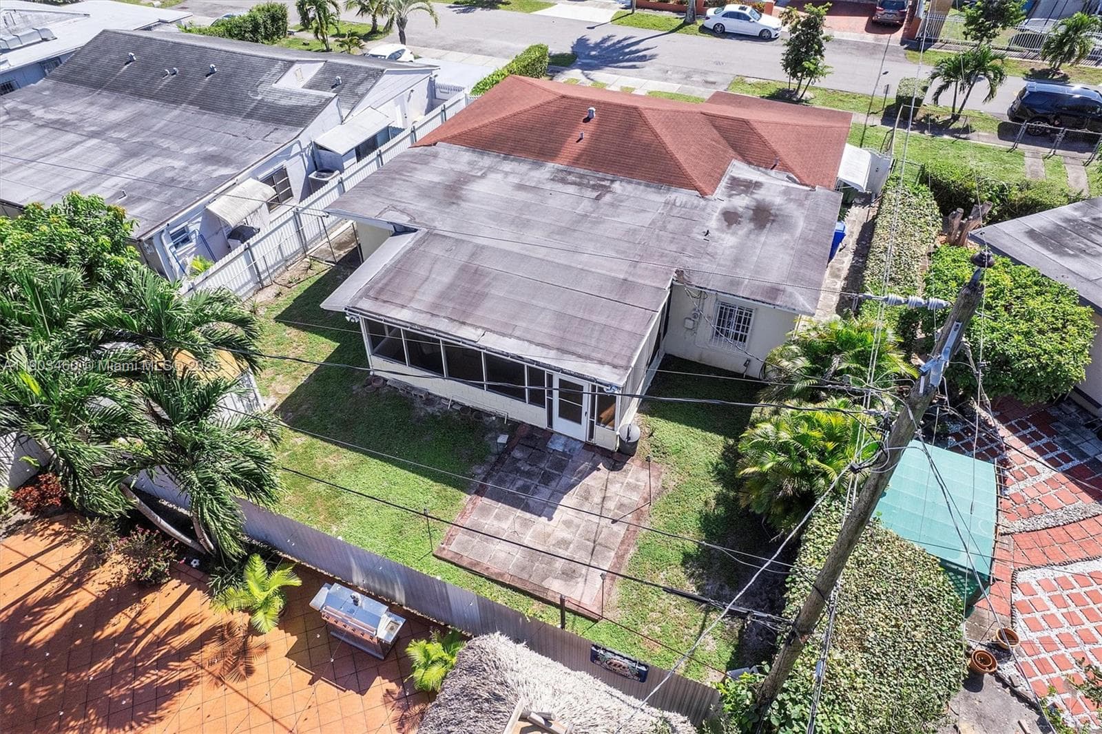 7231 SW 6th St, Miami FL 33144 — 33