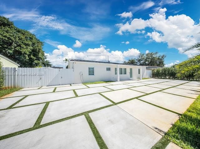 16125 NW 28th Pl, Miami Gardens FL 33054 — 2