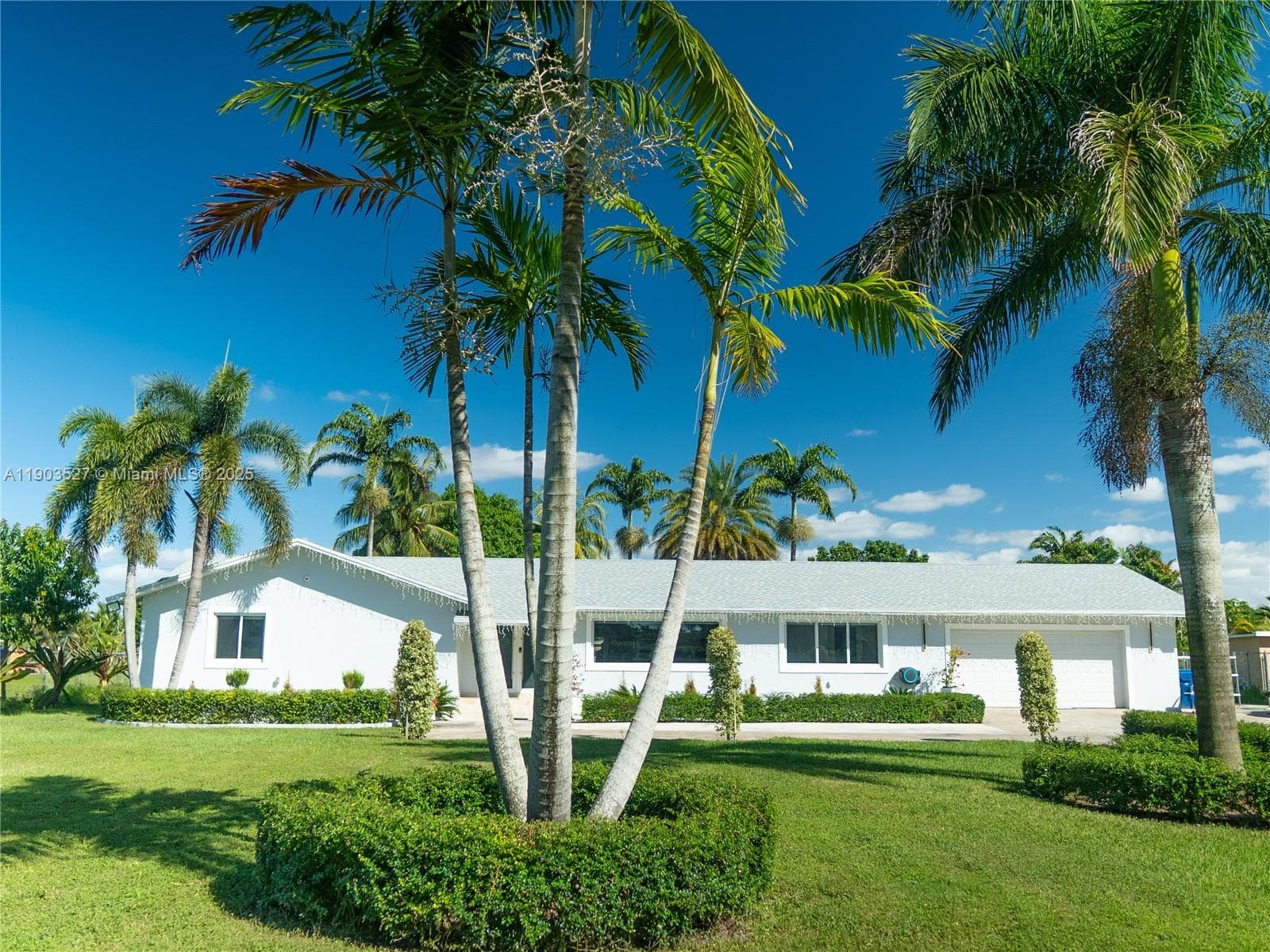 19245 SW 188th St, Miami FL 33187 — 1