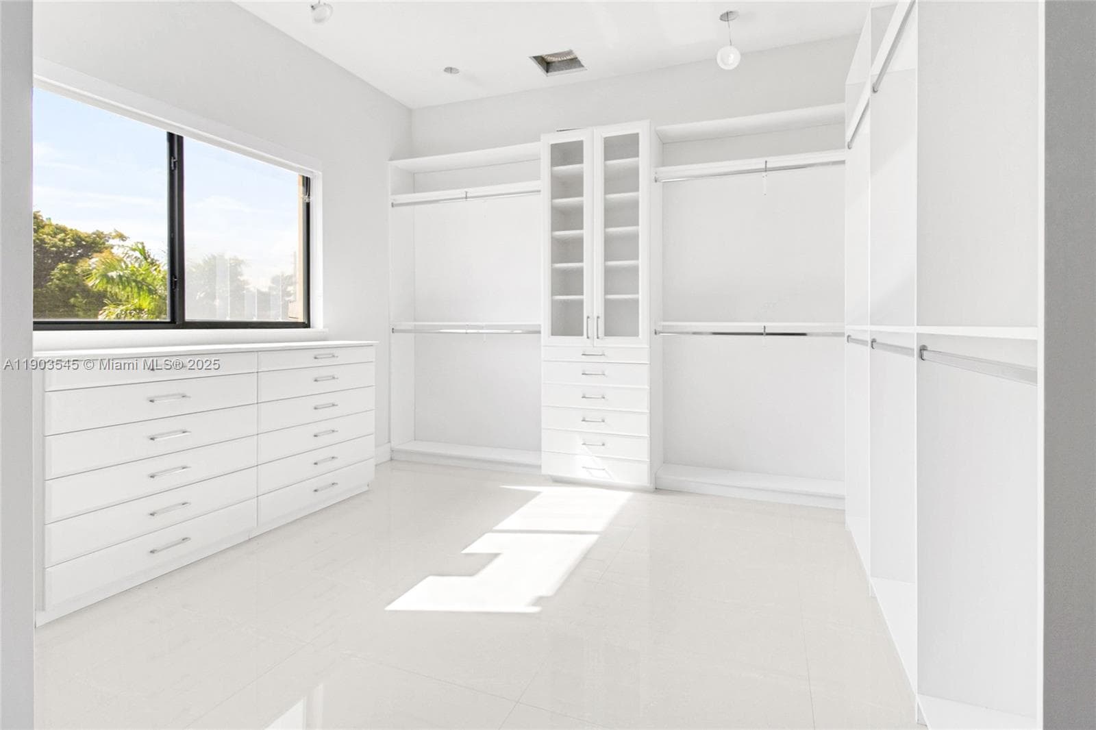 12890 NW 2nd St, Miami FL 33182 — 17