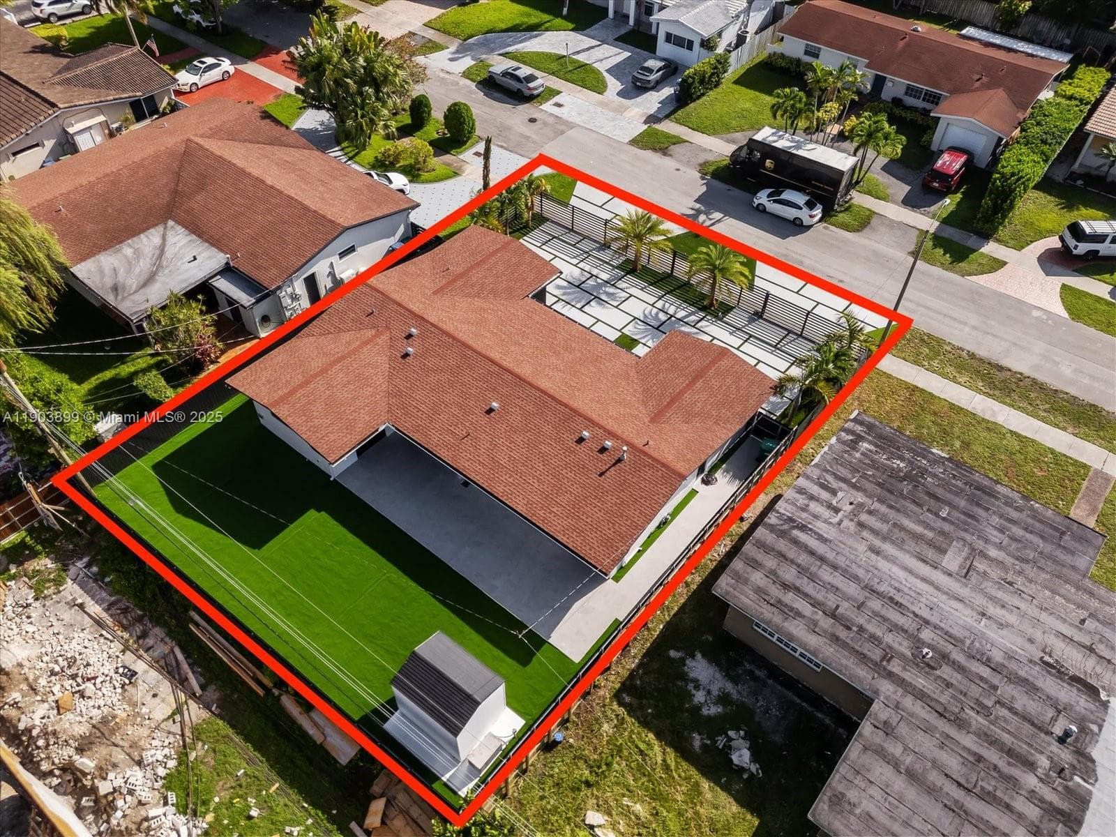 19511 NE 18th Pl # 0, Miami FL 33179 — 37