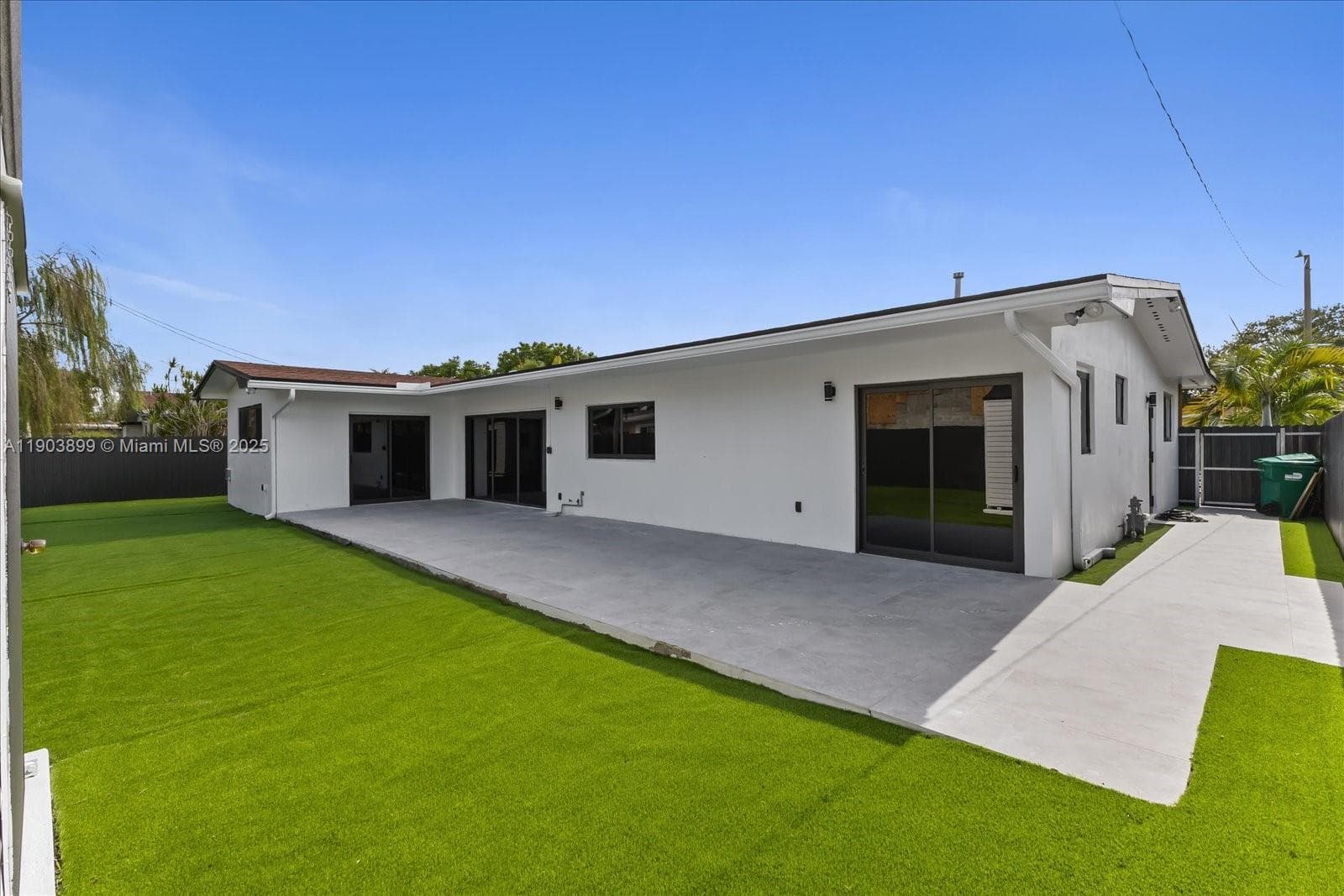 19511 NE 18th Pl # 0, Miami FL 33179 — 8