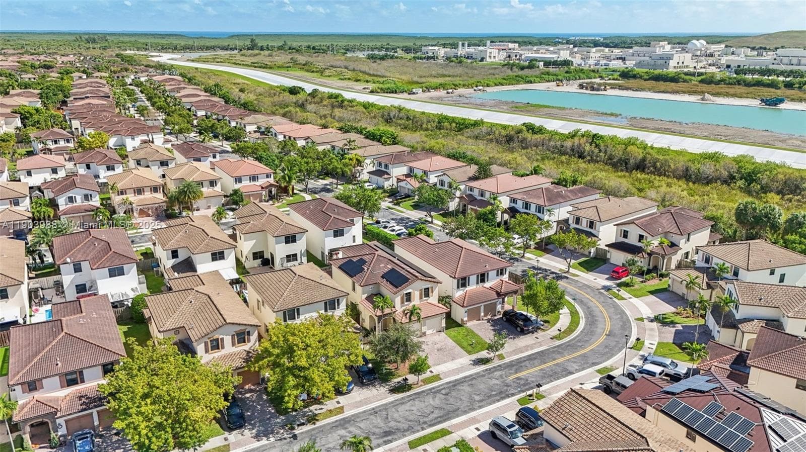 22777 SW 93rd Ct, Cutler Bay FL 33190 — 54