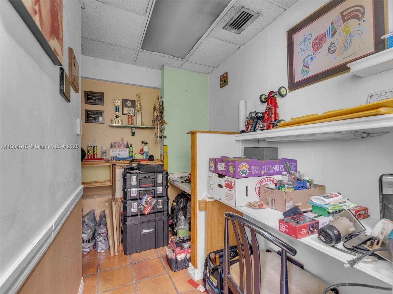 520 NW 32nd Pl, Miami FL 33125 — 52