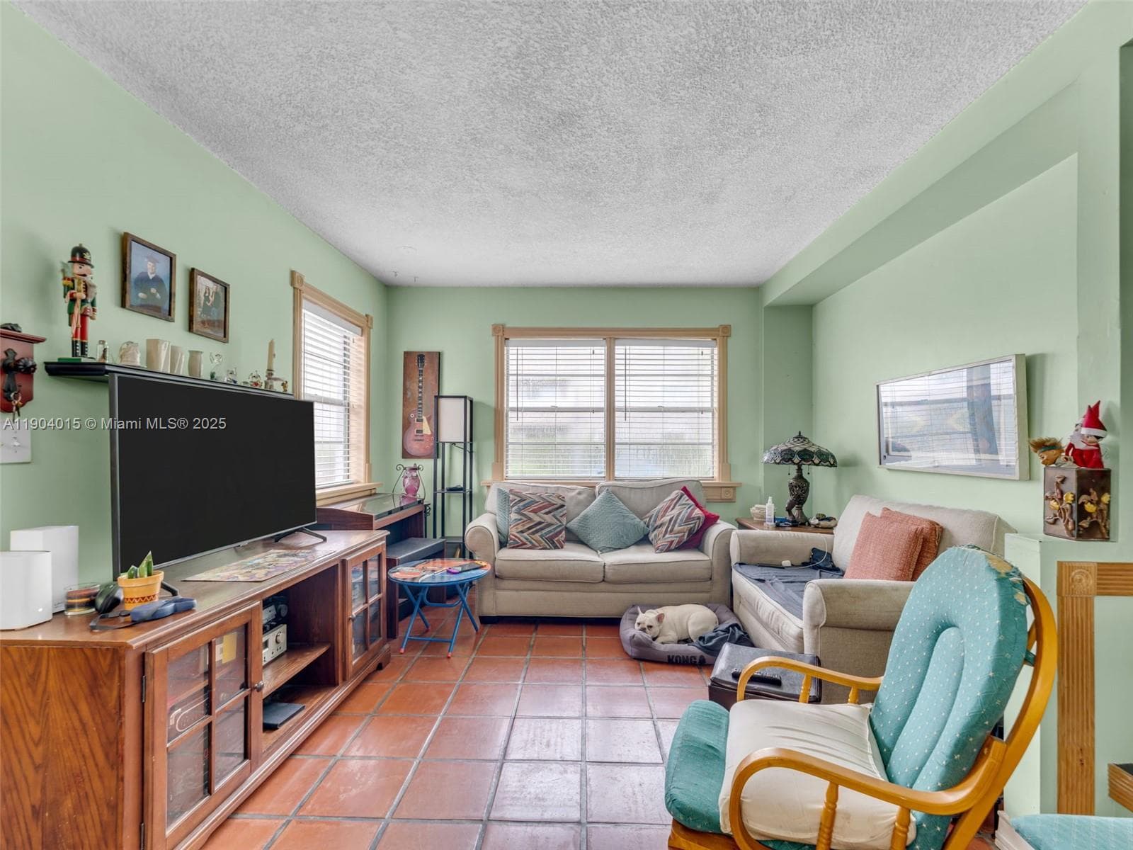 520 NW 32nd Pl, Miami FL 33125 — 42