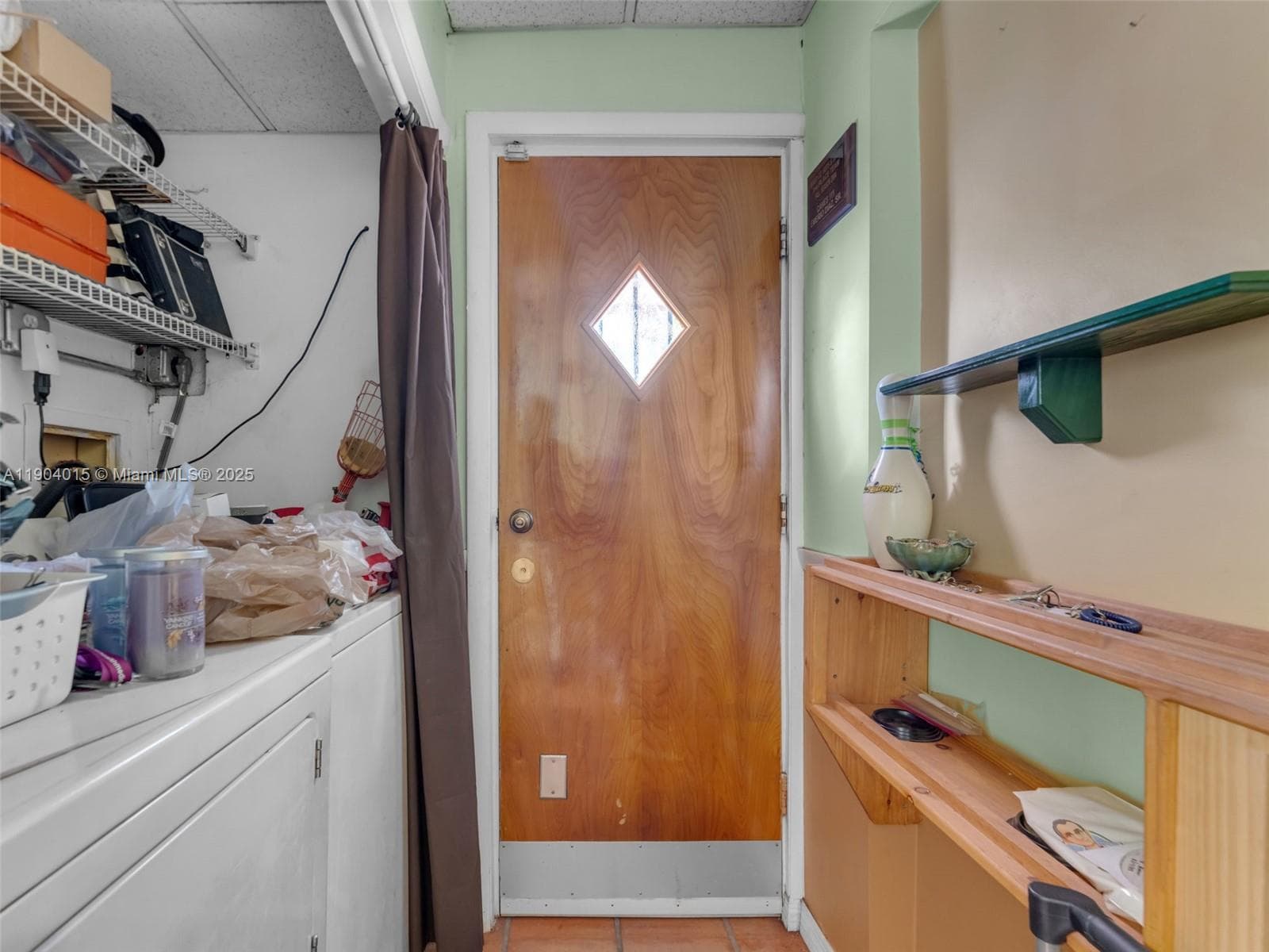 520 NW 32nd Pl, Miami FL 33125 — 53
