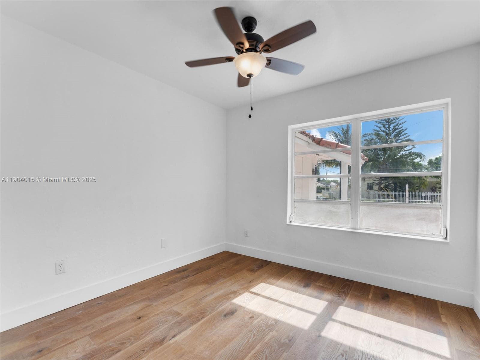 520 NW 32nd Pl, Miami FL 33125 — 22