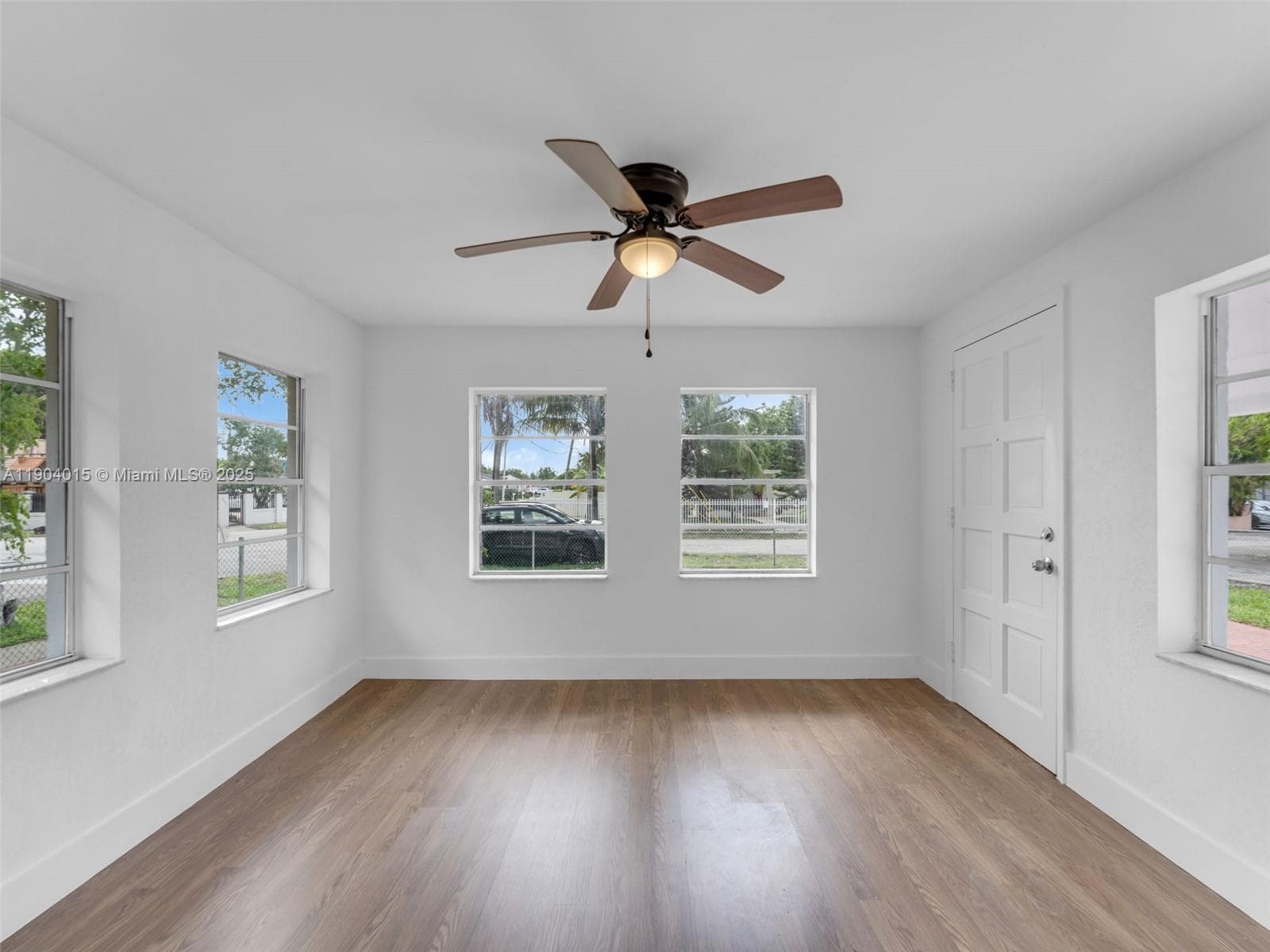 520 NW 32nd Pl, Miami FL 33125 — 14